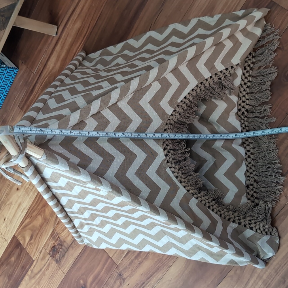 Chevron Fringe Pet Cotton Teepee With Cushioned Bottom ❤️